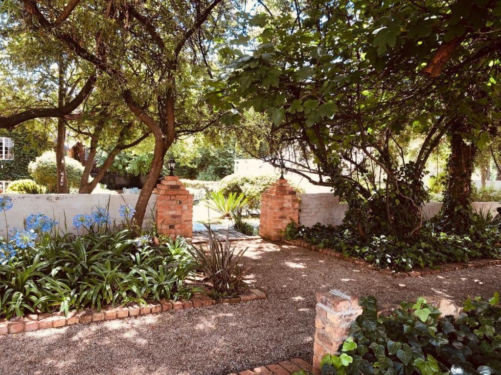 The Hertford Country Hotel Γιοχάνεσμπουργκ Εξωτερικό φωτογραφία